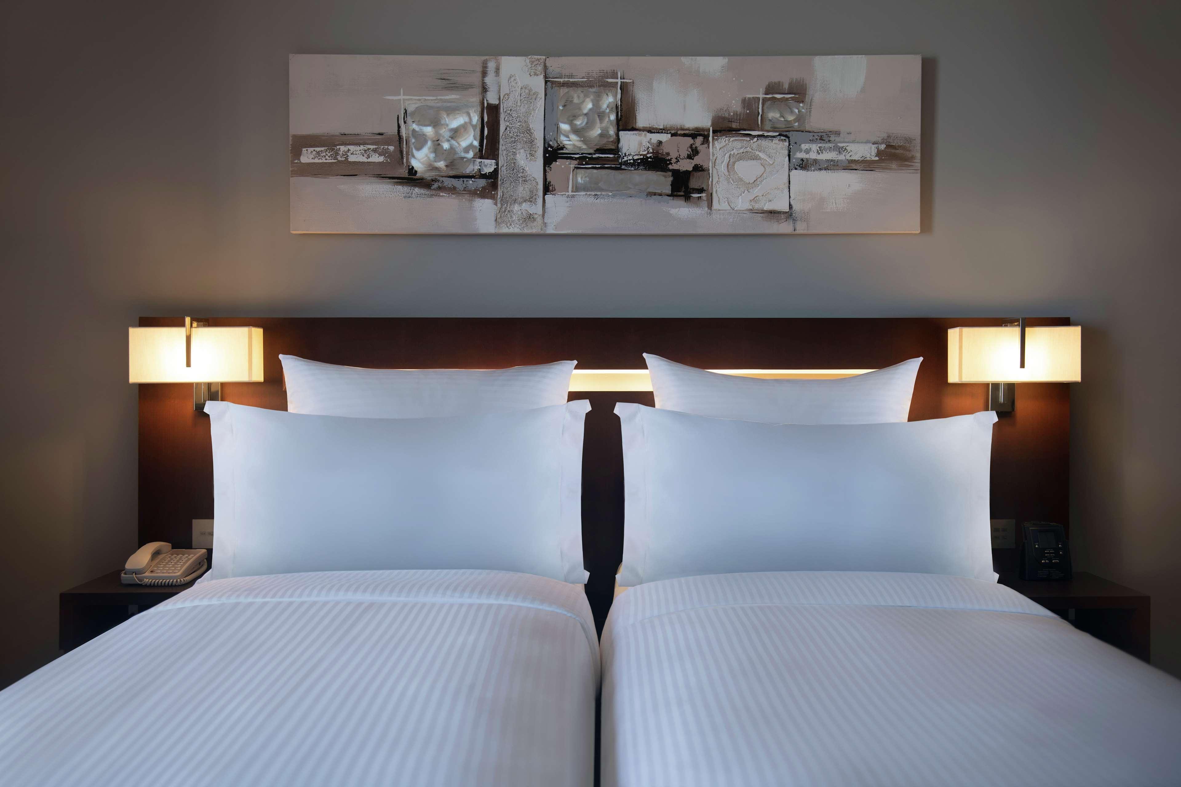 Hotel Hilton Beirut Downtown Extérieur photo