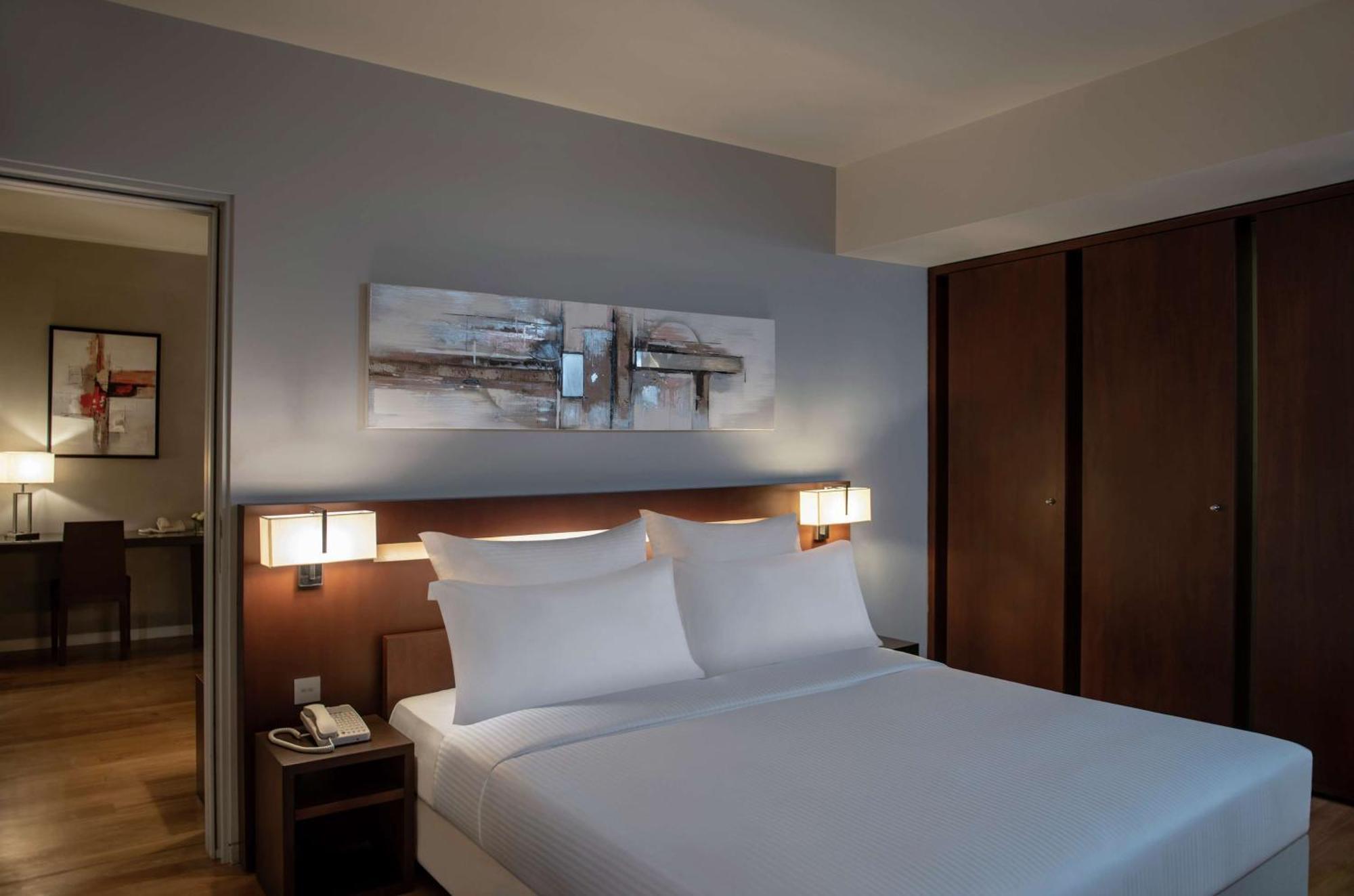 Hotel Hilton Beirut Downtown Extérieur photo