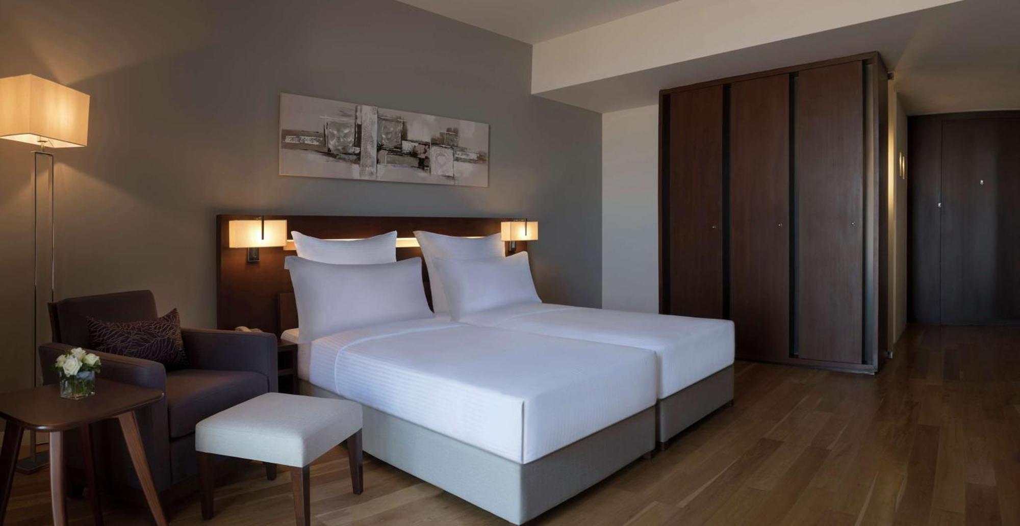 Hotel Hilton Beirut Downtown Extérieur photo