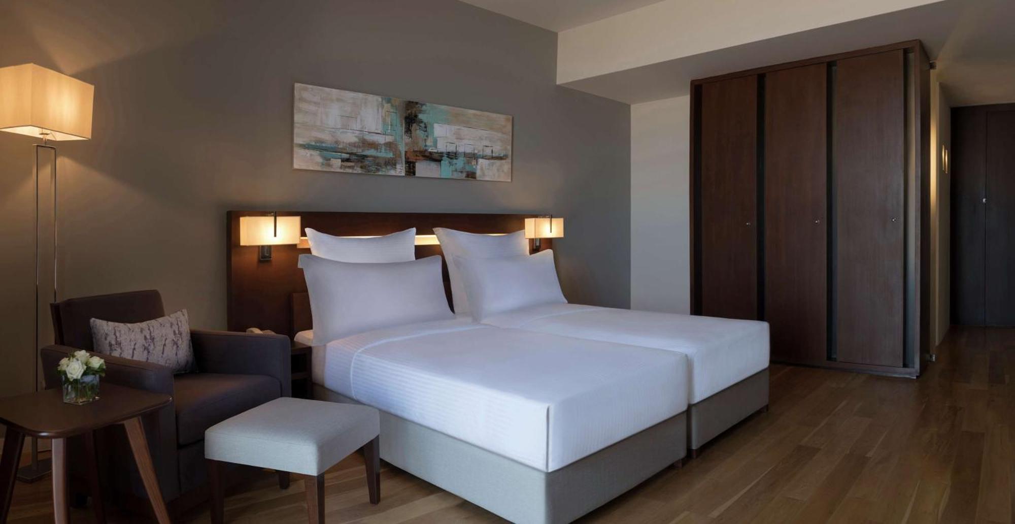 Hotel Hilton Beirut Downtown Extérieur photo