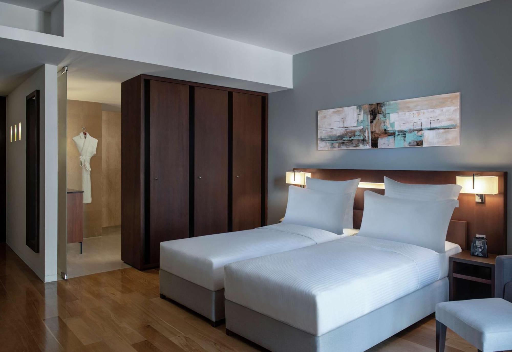 Hotel Hilton Beirut Downtown Extérieur photo