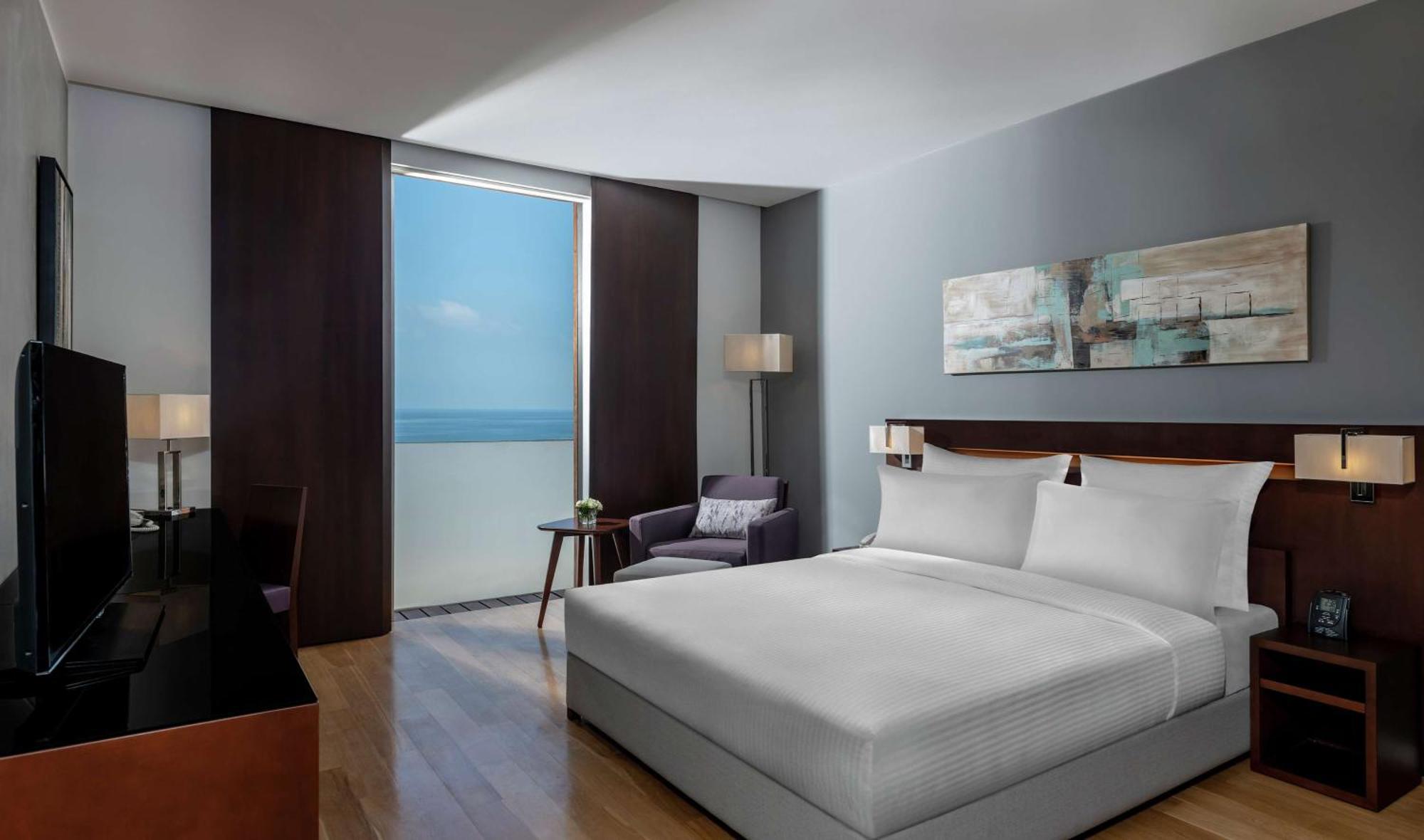 Hotel Hilton Beirut Downtown Extérieur photo