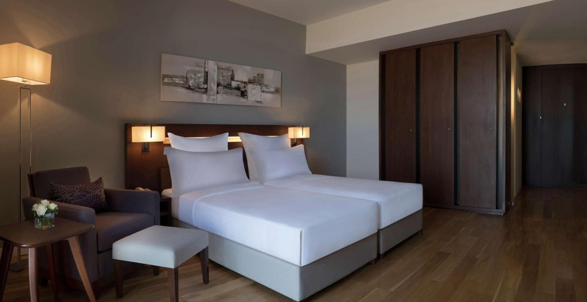 Hotel Hilton Beirut Downtown Extérieur photo